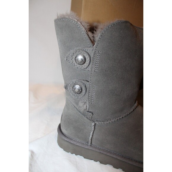 NIB UGG Women's Classic Short Marciella Button Suede Shearling Boots GRAY SZ 7 - Picture 4 of 6